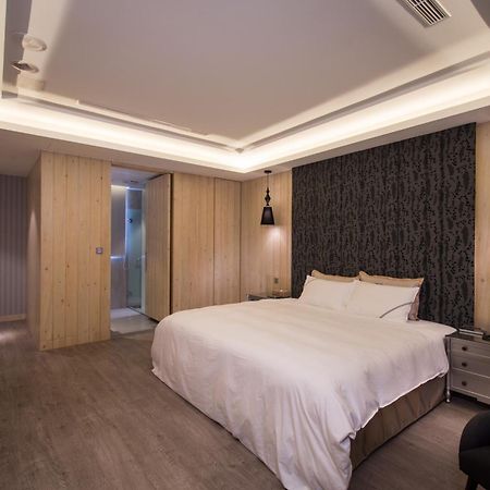 U-Her Hotel Taizhong Zewnętrze zdjęcie