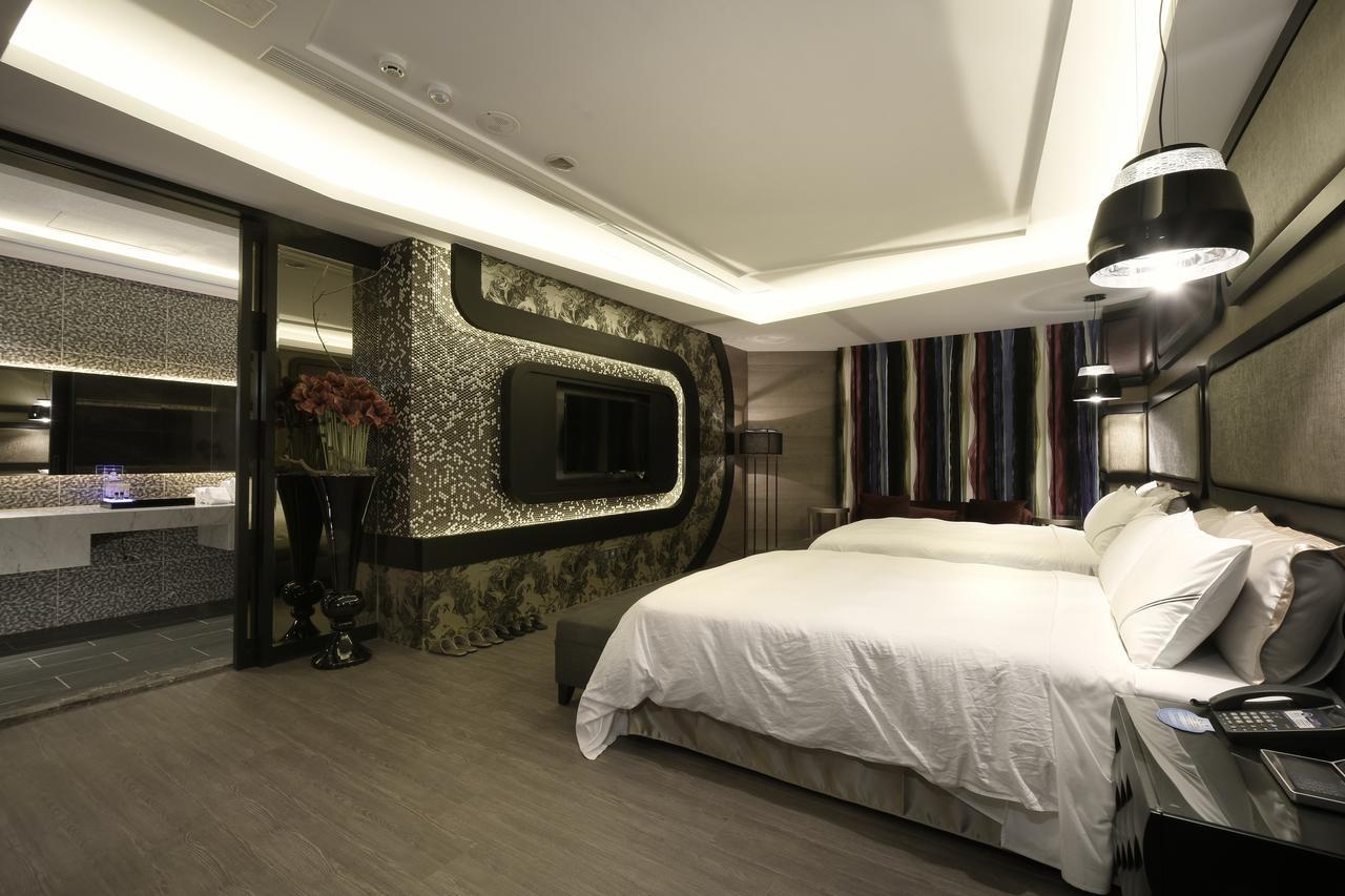U-Her Hotel Taizhong Zewnętrze zdjęcie