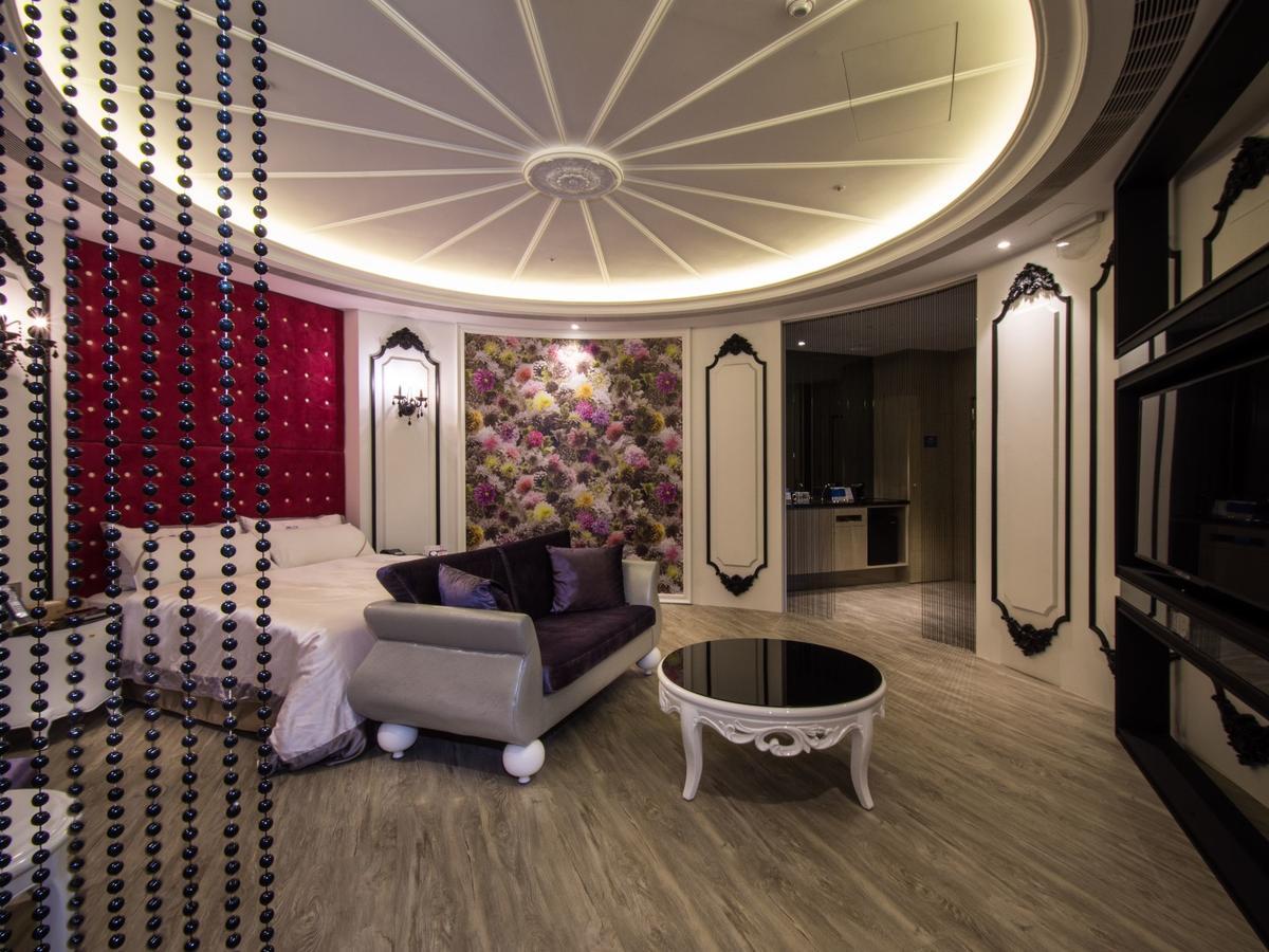 U-Her Hotel Taizhong Zewnętrze zdjęcie