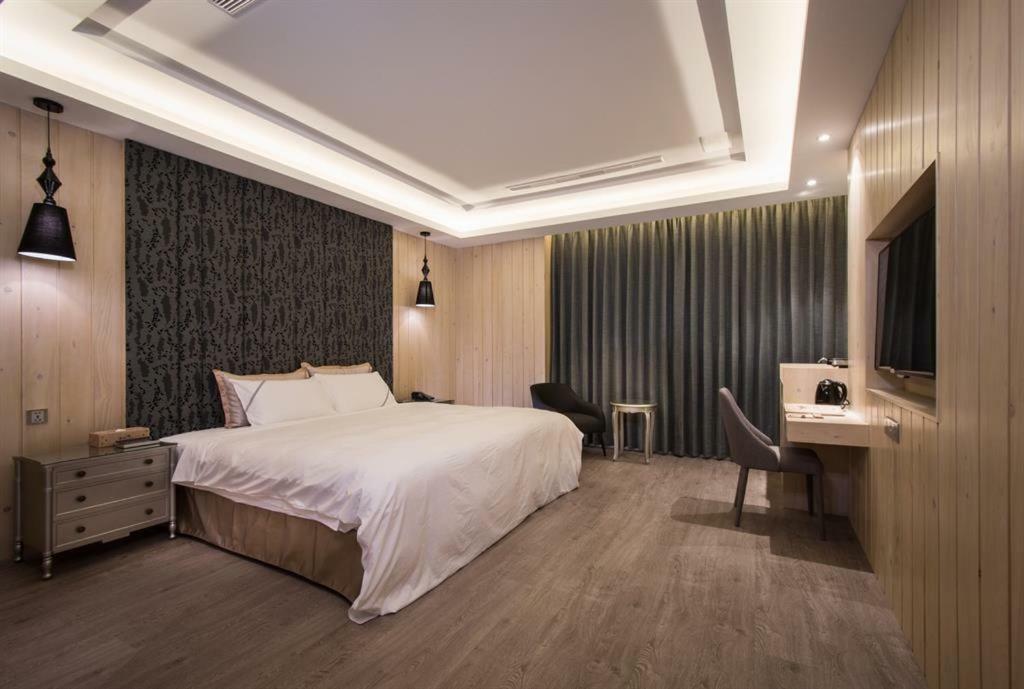 U-Her Hotel Taizhong Zewnętrze zdjęcie